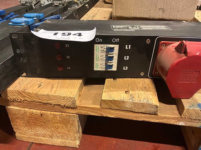 Eurolite sb1050 power distributor - afbeelding 3 van  5