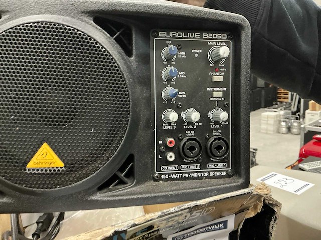 Eurolive b205d luidspreker gepowerd - afbeelding 2 van  3