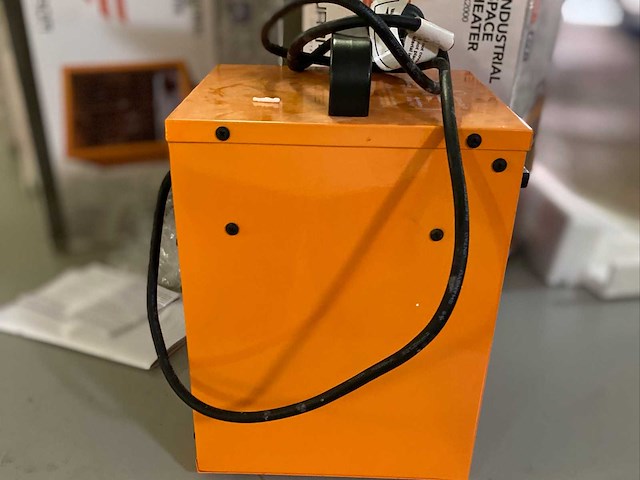 Eurom ek 2000 industriële verwarming lot 2000w nieuw - afbeelding 4 van  17