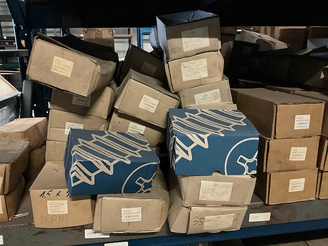 Euronails partij diverse nagels - afbeelding 9 van  14