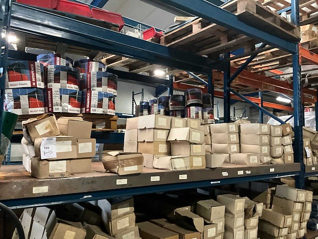 Euronails partij diverse nagels - afbeelding 1 van  8