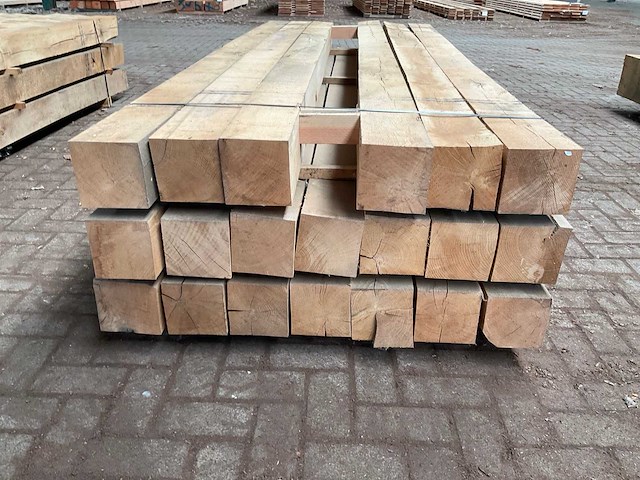 Europees eiken balken 150x150 mm (20x) - afbeelding 2 van  5