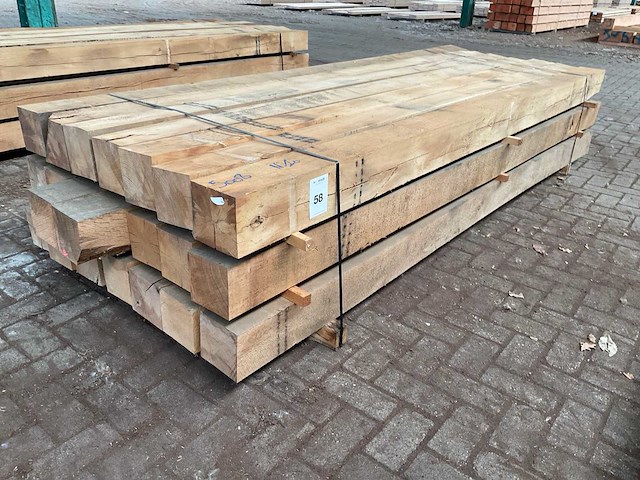Europees eiken balken 150x150 mm (21x) - afbeelding 1 van  5