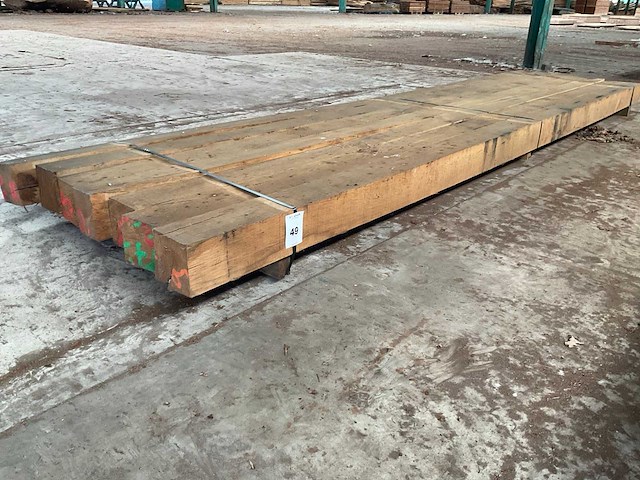 Europees eiken balken 150x150 mm (7x) - afbeelding 1 van  5