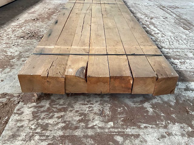Europees eiken balken 150x150 mm (7x) - afbeelding 4 van  5