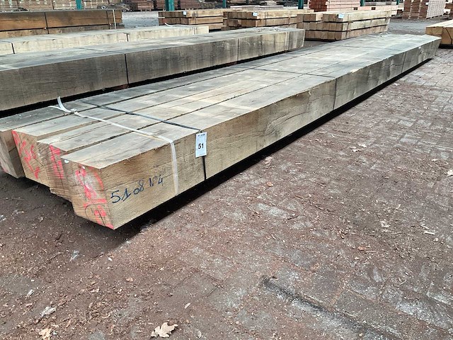 Europees eiken balken 240x240 mm (4x) - afbeelding 1 van  5