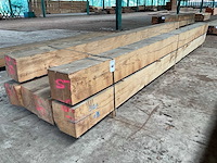 Europees eiken balken 240x240 mm (6x) - afbeelding 1 van  5