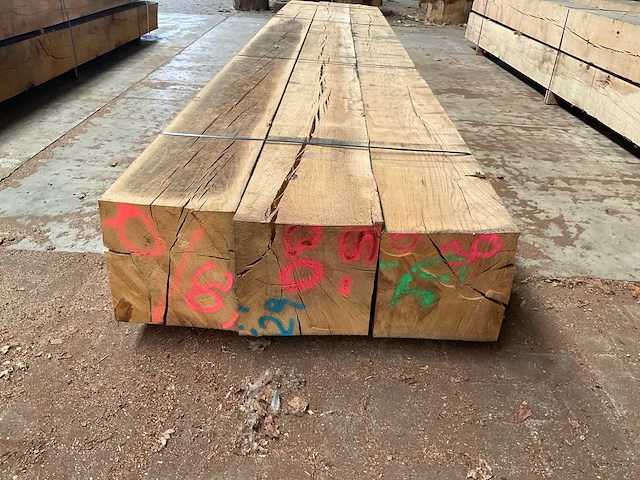 Europees eiken balken 290x290 mm (3x) - afbeelding 4 van  5