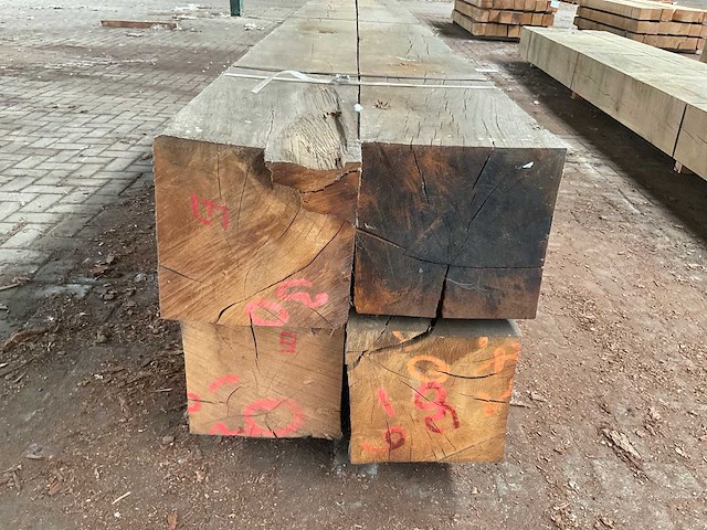 Europees eiken balken 290x290 mm (4x) - afbeelding 2 van  5