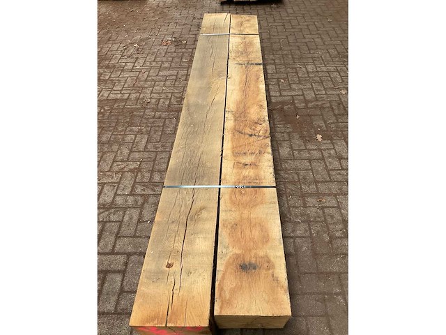 Europees eiken balken 300x300 mm (2x) - afbeelding 5 van  5