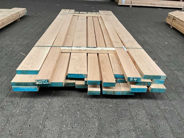 Europees eiken planken geschaafd op 35 mm ca. 0,4 m³ - afbeelding 2 van  5