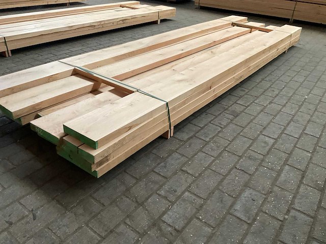 Europees eiken planken geschaafd op 45 mm ca. 0,5 m³ - afbeelding 4 van  5