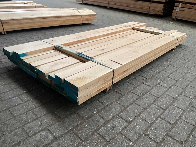 Europees eiken planken voorgeschaafd op 35 mm ca. 0,4 m³ - afbeelding 1 van  1