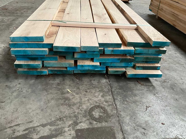 Europees eiken planken voorgeschaafd op 35 mm ca. 0,6 m³ - afbeelding 2 van  5