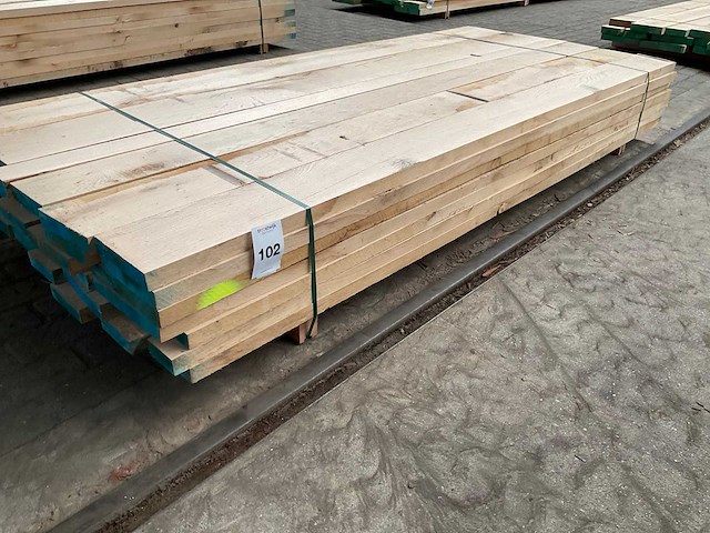 Europees eiken voorgeschaafd op 35 mm ca. 0,7 m³ - afbeelding 1 van  5