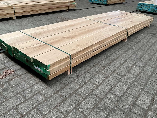 Europees eiken voorgeschaafd op 45 mm ca. 0,5 m³ - afbeelding 3 van  5