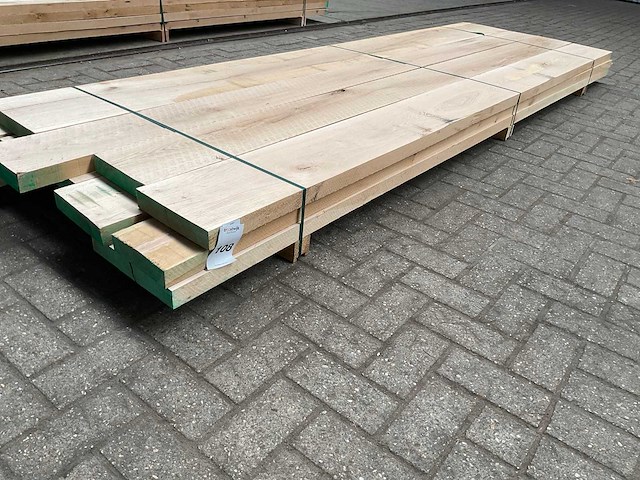 Europees eiken voorgeschaafd op 45 mm ca. 0,5 m³ - afbeelding 1 van  5