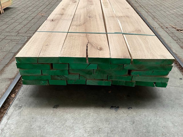 Europees eiken voorgeschaafd op 45 mm ca. 0,5 m³ - afbeelding 2 van  5