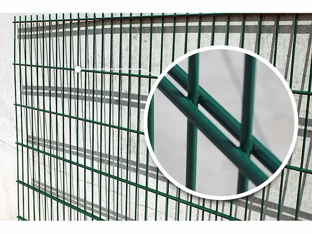 Europees fabrikaat 2d 6/5/6mm dubbelstaafmat partij omheining met palen en bevestigingen - afbeelding 11 van  11