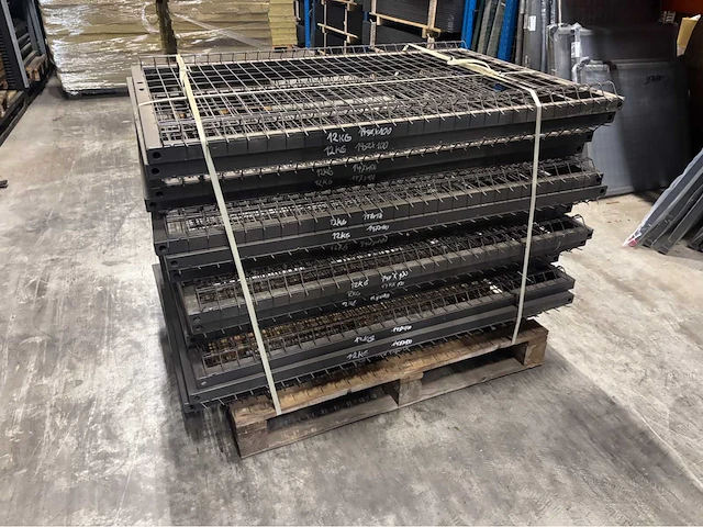 Europees fabrikaat 3d lot tuinpoort vleugels - afbeelding 1 van  4