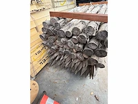 Europees fabrikaat 8-10cm partij hardhouten palen - afbeelding 3 van  3