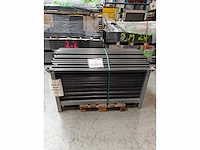 Europees fabrikaat clippaal lot tuinpalen