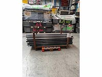 Europees fabrikaat clippaal lot tuinpalen