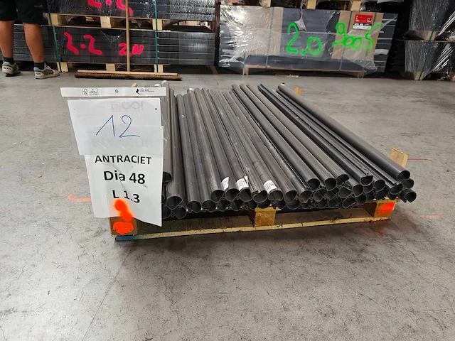 Europees fabrikaat clippaal lot tuinpalen - afbeelding 1 van  3