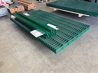 Europees fabrikaat dubbelstaafmat 6/5/6mm lot panelen met palen en bevestigingen