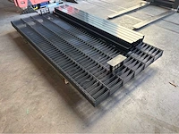 Europees fabrikaat dubbelstaafmat 6/5/6mm lot panelen met palen en bevestigingen - afbeelding 4 van  11
