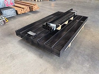 Europees fabrikaat dubbelstaafmat super 8/6/8 lot panelen met palen en bevestigingen - afbeelding 5 van  11