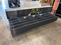 Europees fabrikaat dubbelstaafmat super 8/6/8mm lot panelen met palen en bevestigingen