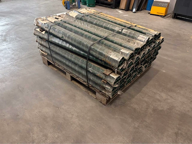 Europees fabrikaat lot tuinpalen - afbeelding 4 van  4