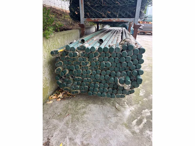 Europees fabrikaat lot tuinpalen - afbeelding 3 van  4