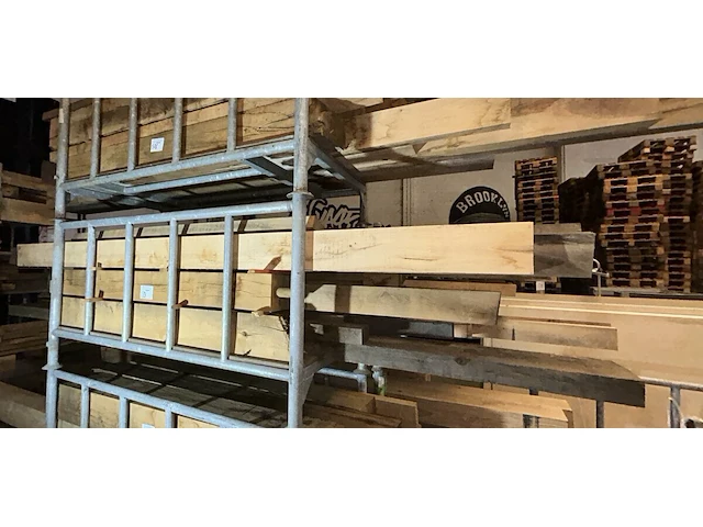 Europese eiken balken 0.926 m³ - afbeelding 1 van  6