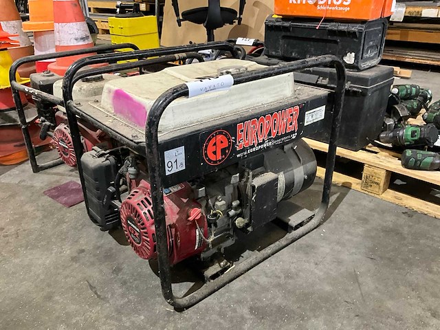 Europower ep3300 stroomgenerator - afbeelding 1 van  4