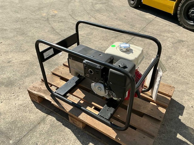 Europower ep600 5,4 kw stroomgenerator - afbeelding 3 van  7