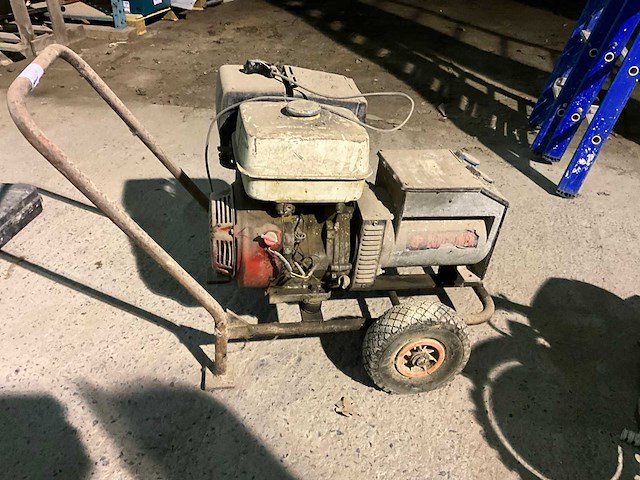 Europower stroomgenerator - afbeelding 1 van  4