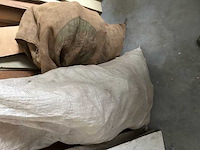 Eurotec ondersteuning tegels - various contractor materials - afbeelding 3 van  3