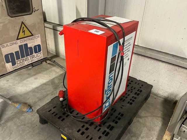 Eurotron acculader - afbeelding 1 van  6
