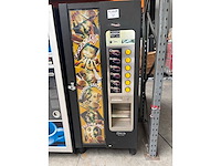 Eurovendor - hamburger - verkoopautomaat - afbeelding 2 van  5