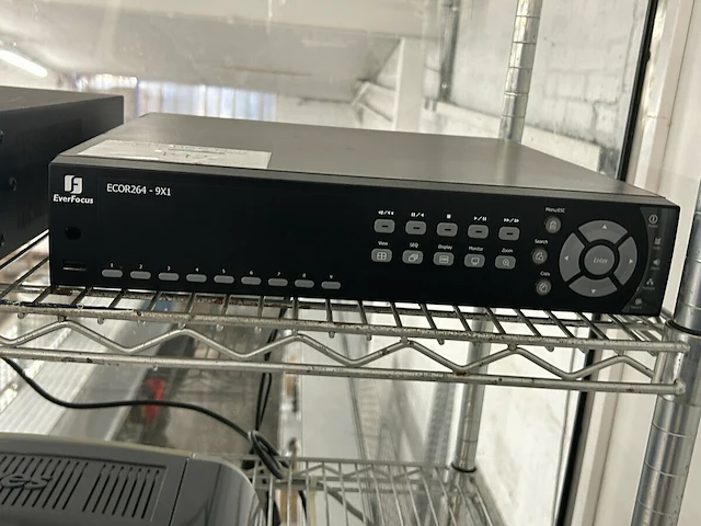 Everfocus 9 kanaals videorecorder - afbeelding 1 van  4