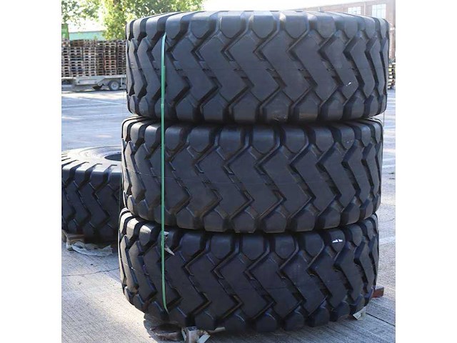 Everfort - 2025 - 26.5-25-28pr - banden graafmachine - afbeelding 2 van  2