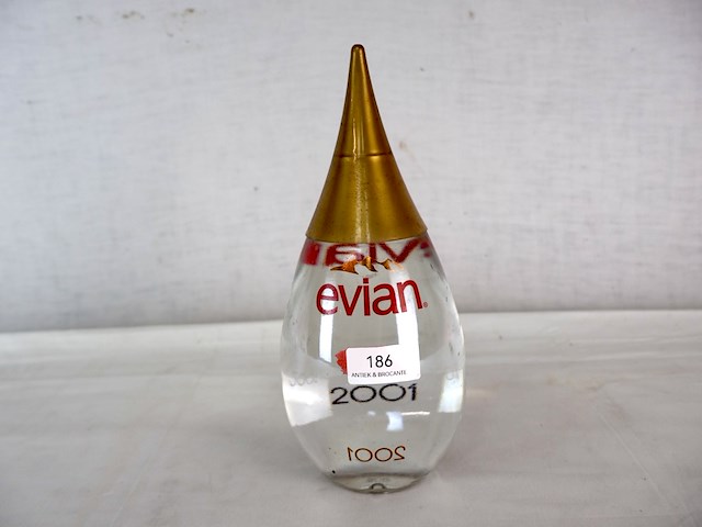 Evian special edition - afbeelding 1 van  4