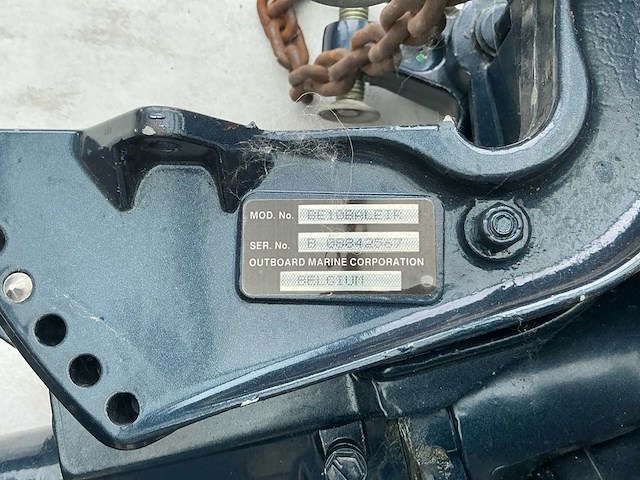 Evinrude 9.9 buitenboordmotor - afbeelding 3 van  8