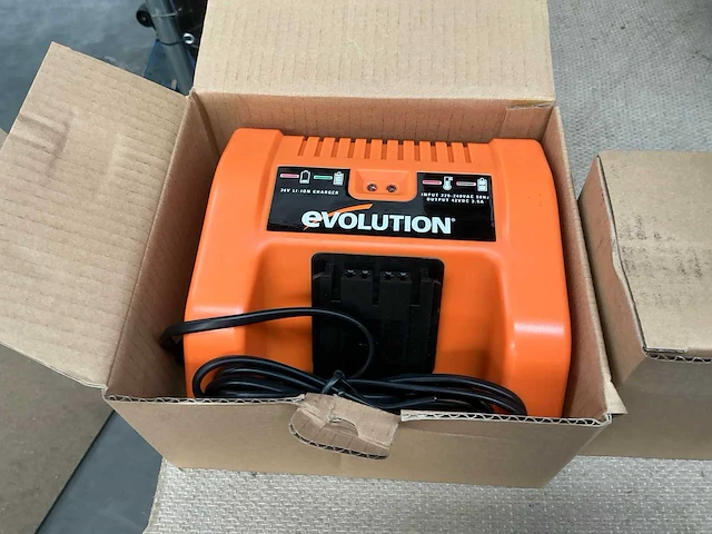 Evolution rage cirkelzaagmachine - afbeelding 4 van  6