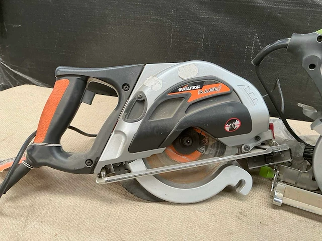 Evolution rage/fury cirkelzaagmachine (2x) - afbeelding 2 van  4