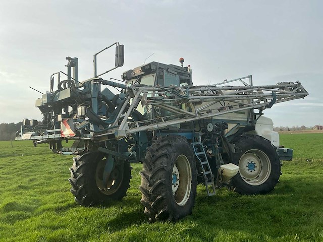 Evrard - 4004ah - sprayer - 36m - 4000l - afbeelding 1 van  36