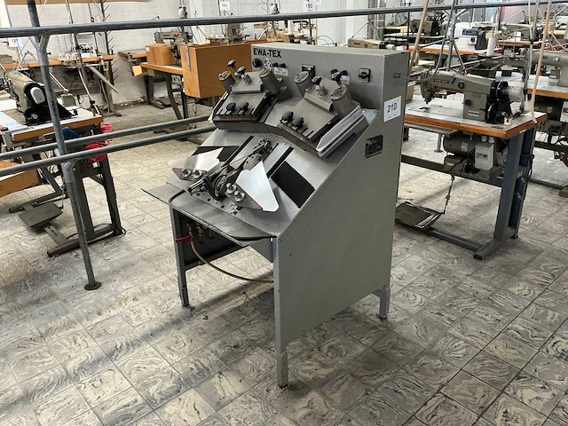 Ewatex 202/91-10 boordafteken- en afsnijmachine - afbeelding 1 van  5