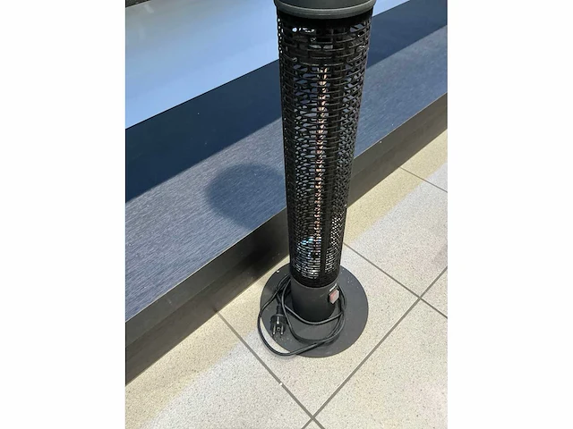 Ewt patiom elektrische patioheater met muziekspeler - afbeelding 7 van  12